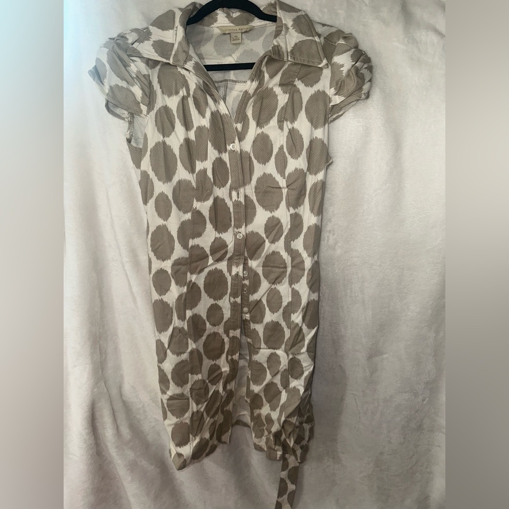 NWT Chic Tan and White Patterned Dress - Picture 2 of 3